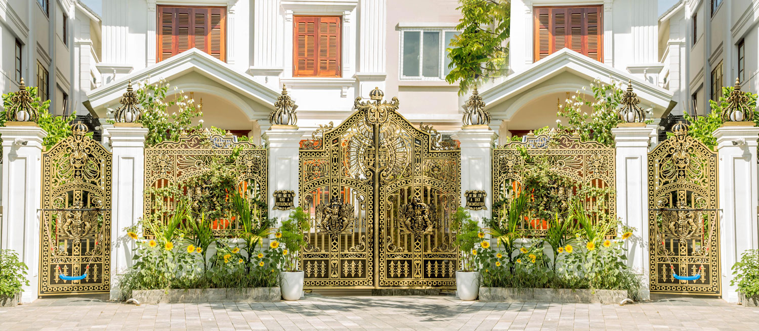 cổng nh&ocirc;m đ&uacute;c Bi&ecirc;n H&ograve;a