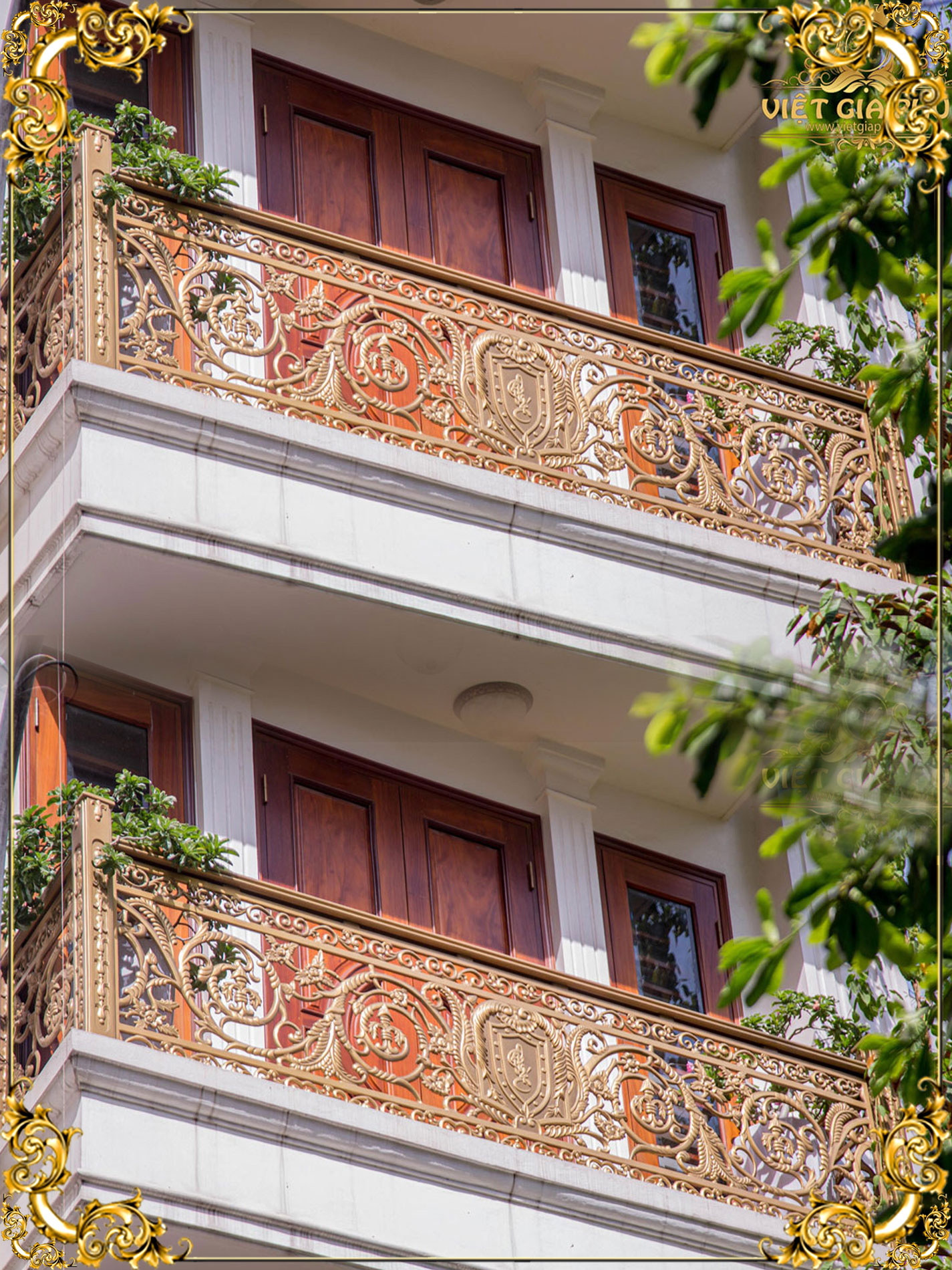 Ban công nhôm đúc VBC01