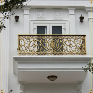 Ban công nhôm đúc VBC02