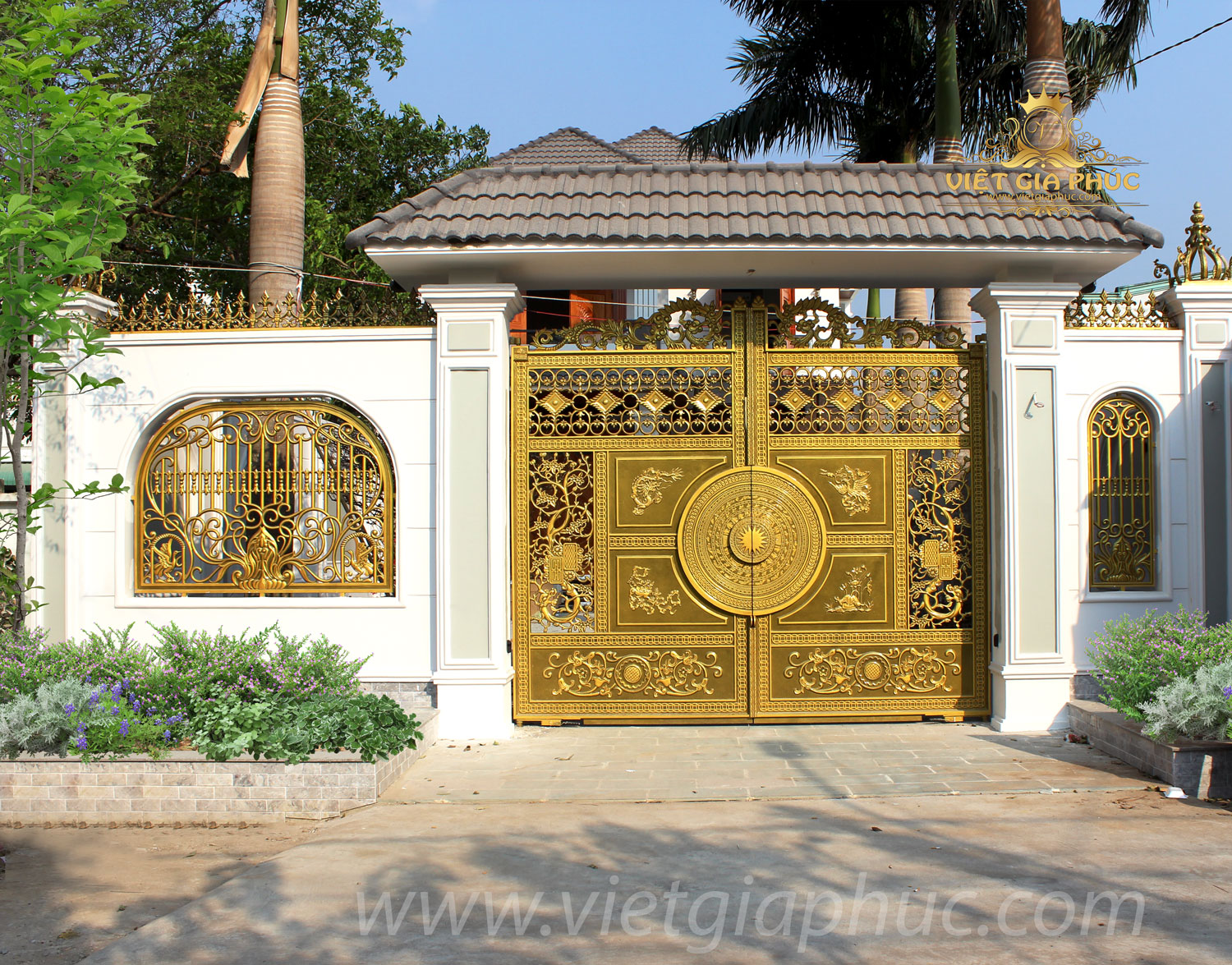 cong-nhom-duc-tu-linh--01